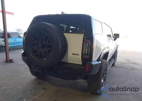 2024 GMC Hummer Ev Suv 2X z USA, uszkodzony, nr VIN 1GKB0NDE9RU108493